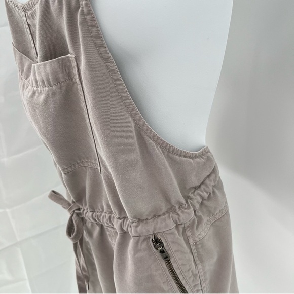 Aritzia Wilfred Free Beatriz Romper Overalls Size XS Shorts Lyocell Tan - Picture 7 of 12